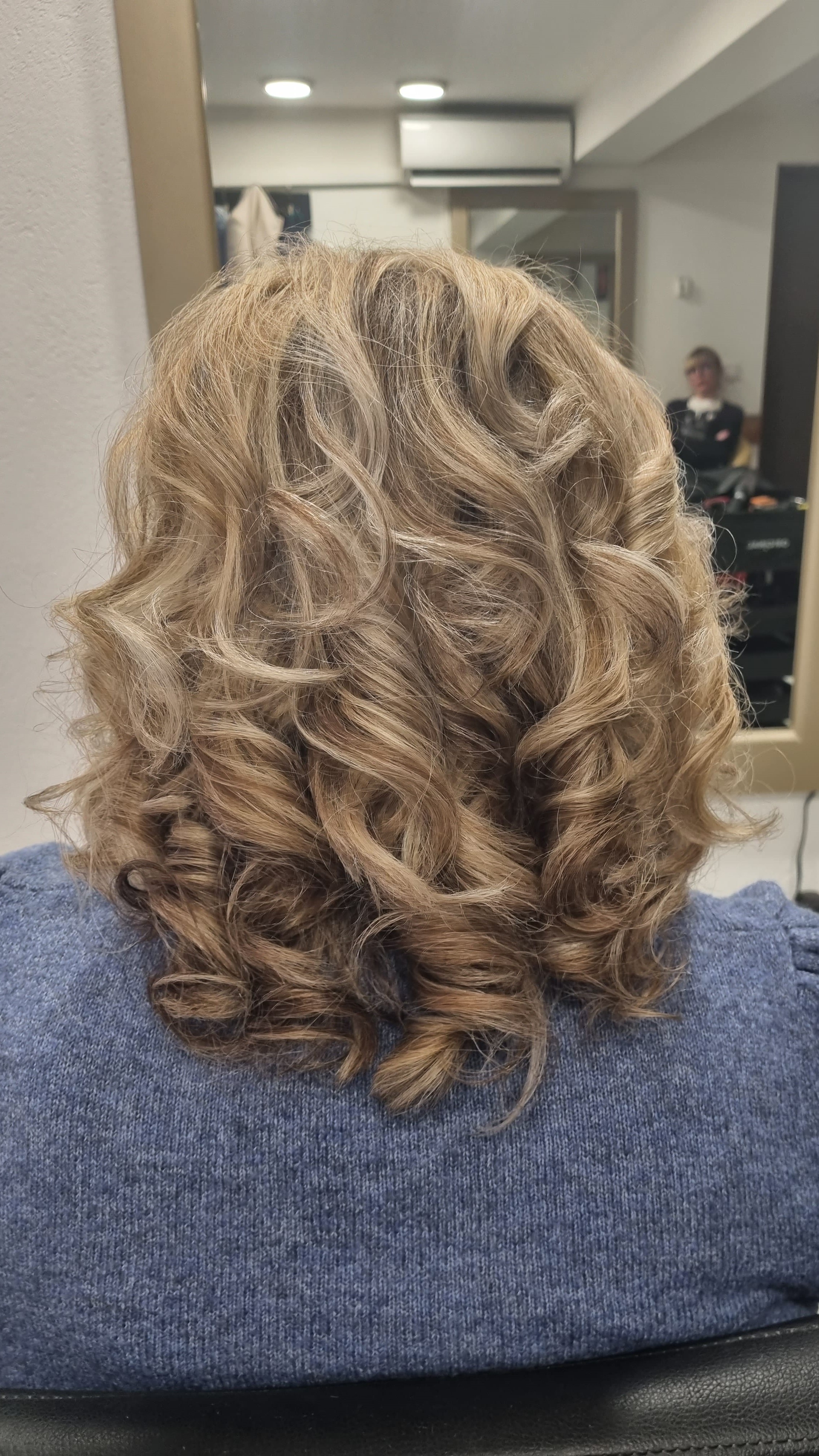 Frizura salon Amela v9-2